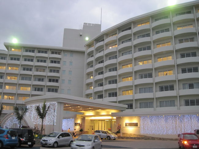 ホテルの全景<br />ゴルフのスタートが早かったので、お陰で早く<br />ホテルに戻れ近くを散策できました。<br /><br />