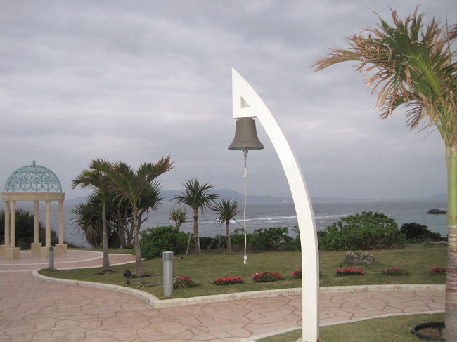 教会もあり結婚式を挙げているカップルもありました<br /><br />末永くお幸せに！<br />