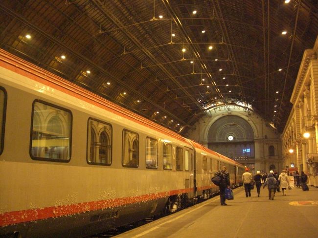 ウィーンから列車で３時間くらい？ブダペスト到着♪