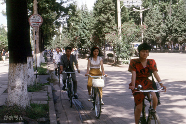 雲南の旅 1989 (1) 昆明～さわやかな春城に魅了される』昆明(中国)の 