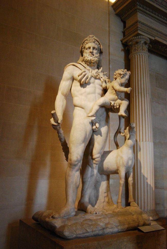 ヘラクレス。ギリシャ美術のコーナーにて。