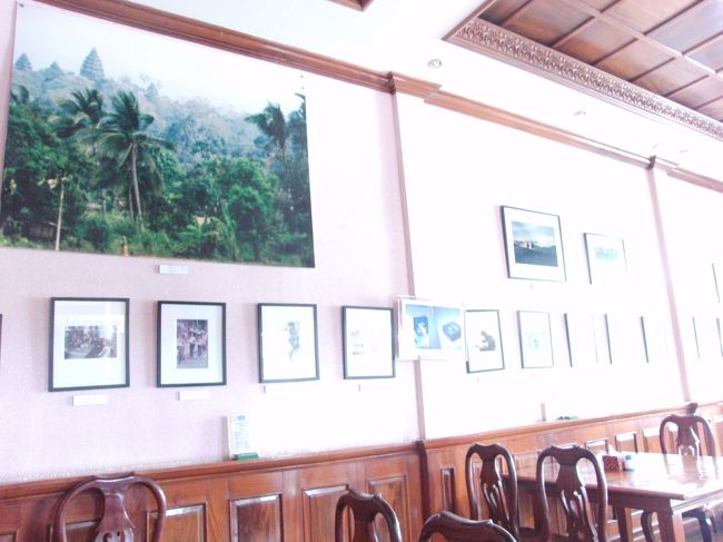 内戦時代に一之瀬さんが撮った写真が<br />数点かざられてあった。