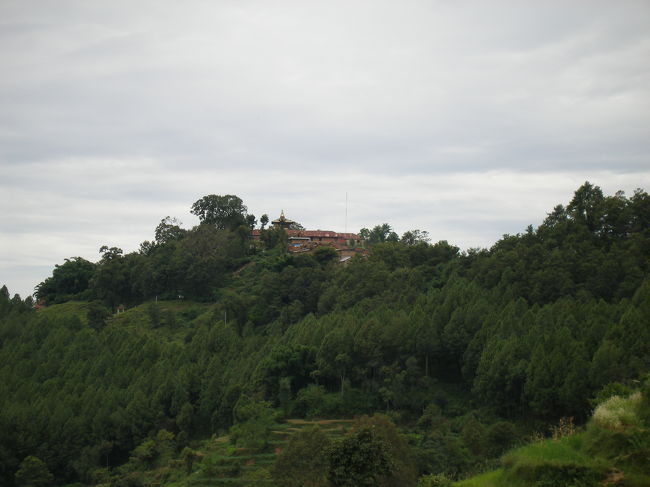 チャングラヤン村にむかってトレッキング