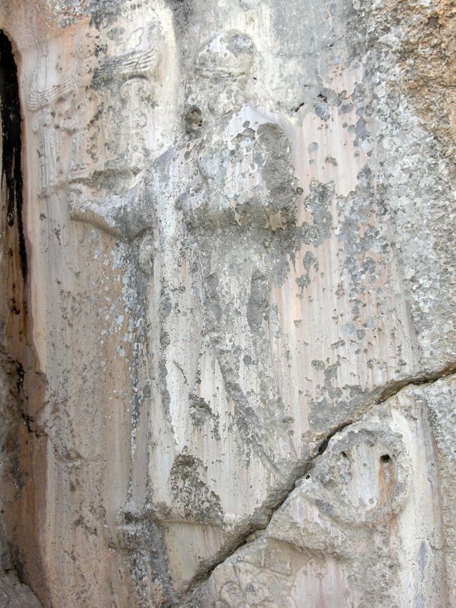 帰って勉強した所によると、トゥトゥハリヤ4世のレリーフ<br />