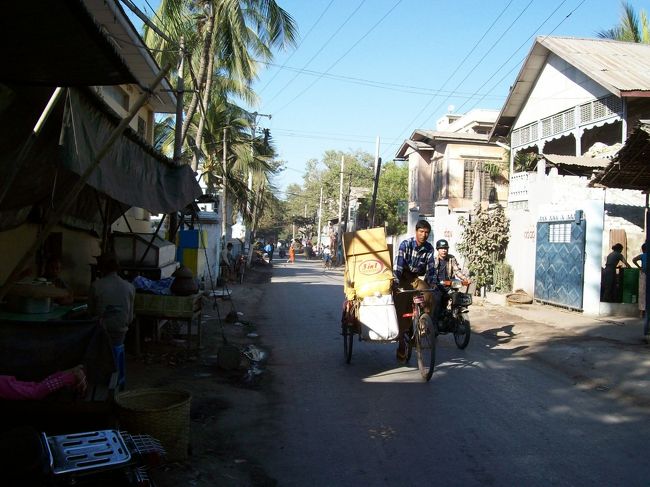 セッチャージー・パヤーから北東方向へ１ｋｍ程の「エインドーヤー・パヤー」へ向かってみます。