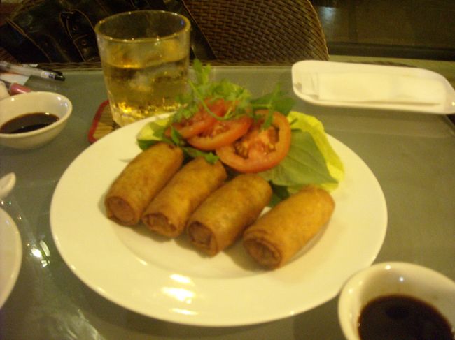 まずは、揚げ春巻き★<br />おいしかった。