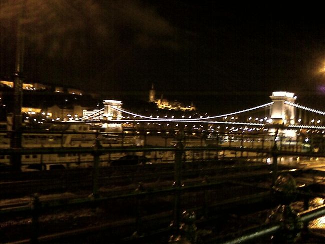 くさり橋の夜景