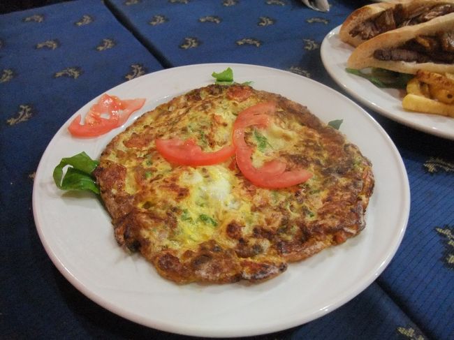 　野菜たっぷりオムレツ。おいしかった★