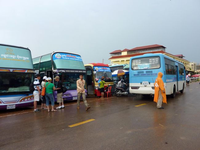 シエムリアップのバスターミナル