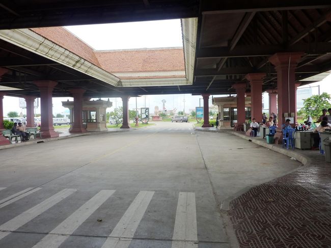 カンボジア・イミグレ