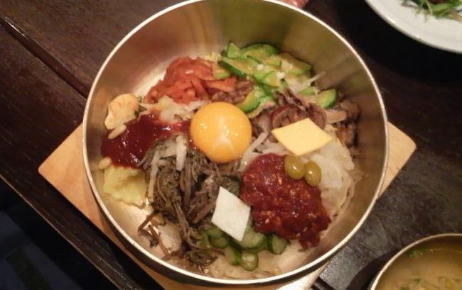 古宮・仁寺洞店(「サムジキル」地下１階)のビビンバ。