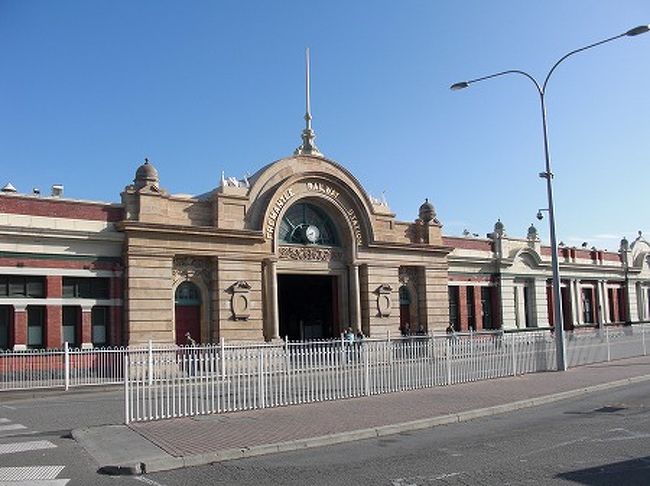 フリーマントル駅です。<br />街は非常に、歴史を感じる景観です。