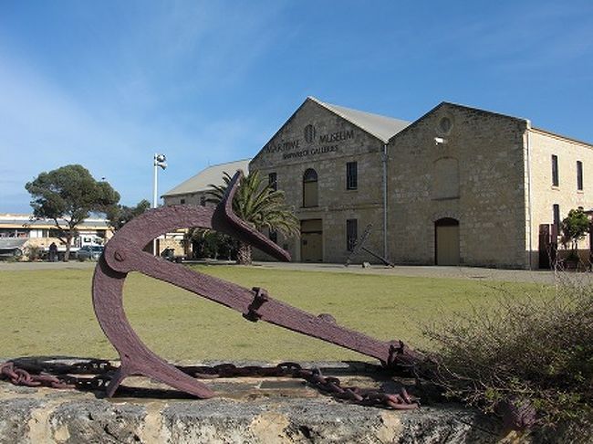 ウエスタンオーストラリア海洋博物館に行きましたが、<br />休館でした・・・・（悲）