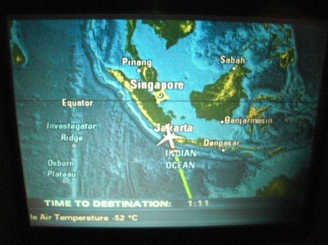 ジャカルタ上空を通過。。