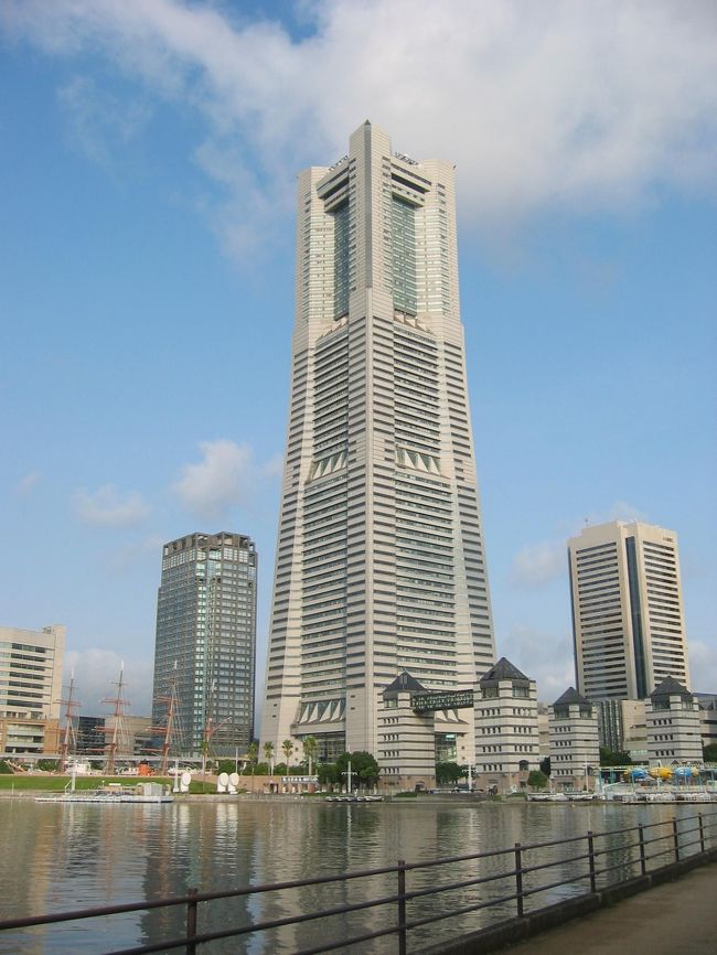 横浜ランドマークタワー