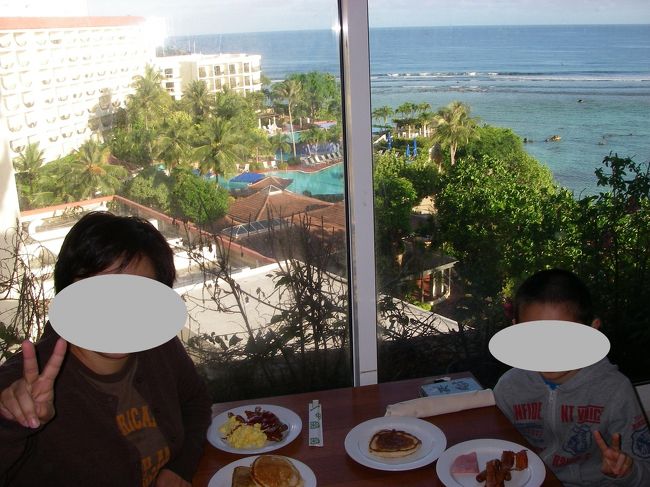 最後の朝食バイキング<br /><br />景色もよくて<br />居心地もよくて<br />最高のラウンジでした！<br /><br /><br />