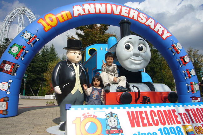 というわけで、2種類の絶叫マシン、堪能してきました。<br />「Fujiyama」はもういいや、って感じですが、<br />「えぇじゃないか」はまた乗ってみたい。