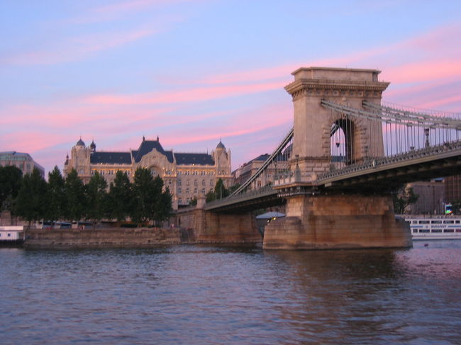 夜９時過ぎてもまだ明るい。