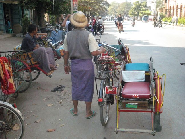 地元の足「サイカー」<br />人力です。