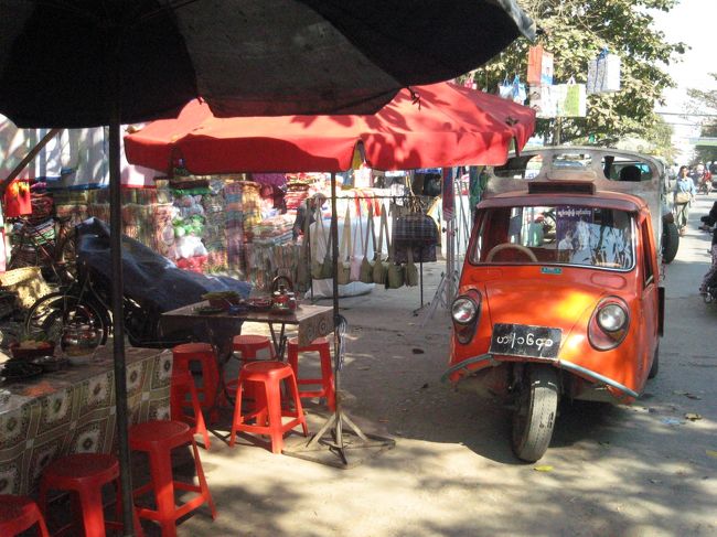 3輪トラックも現役です。