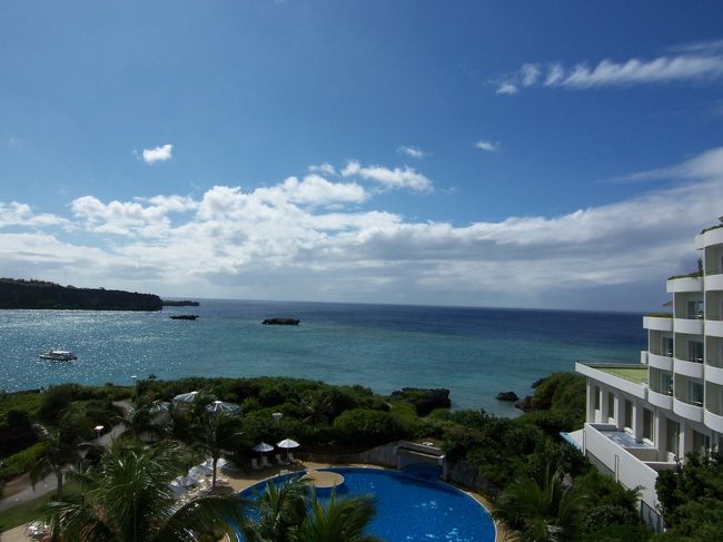 バルコニーから。右手