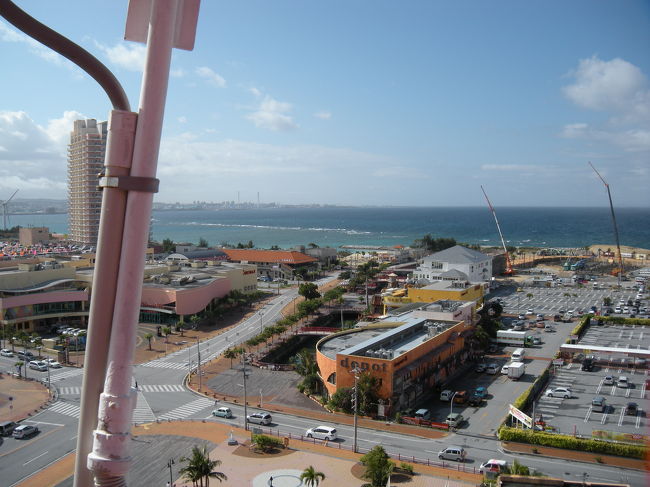 北谷　アメリカンヴィレッジの観覧車から。