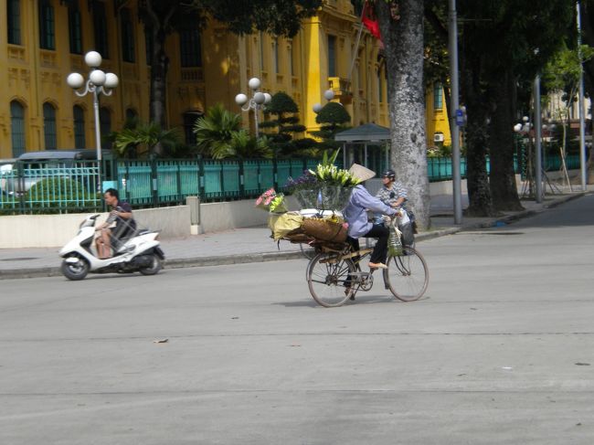 おおぉ。<br /><br />テレビで見た事ありますね。<br /><br />あっついのに大変です。。