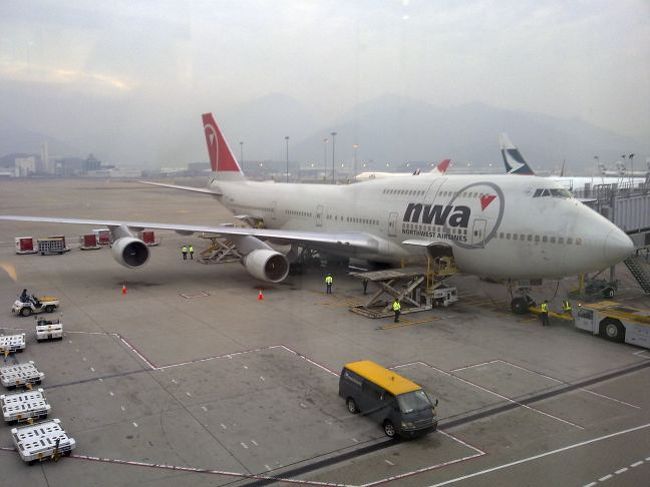 翌朝、世界一周チケットとは別に予約したノースウェスト便が、成田への帰国便。