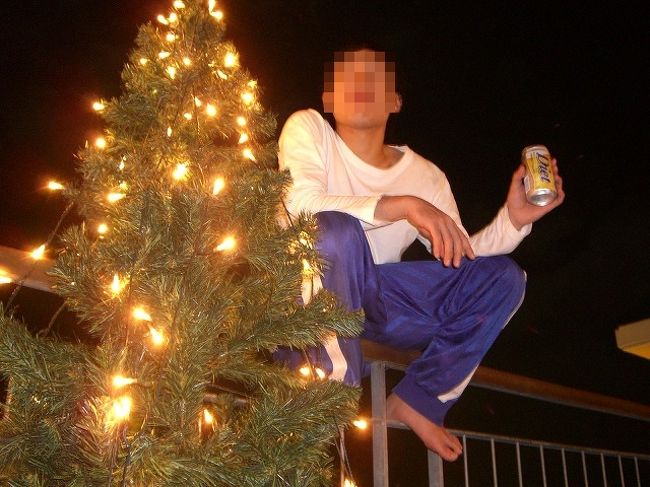 部屋のバルコニーにもクリスマスツリーがありました★