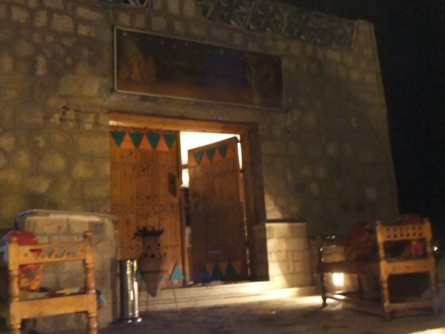 ヌビア料理のレストランらしいです。でも食べたのは、普通のエジプト料理だったような気がします。