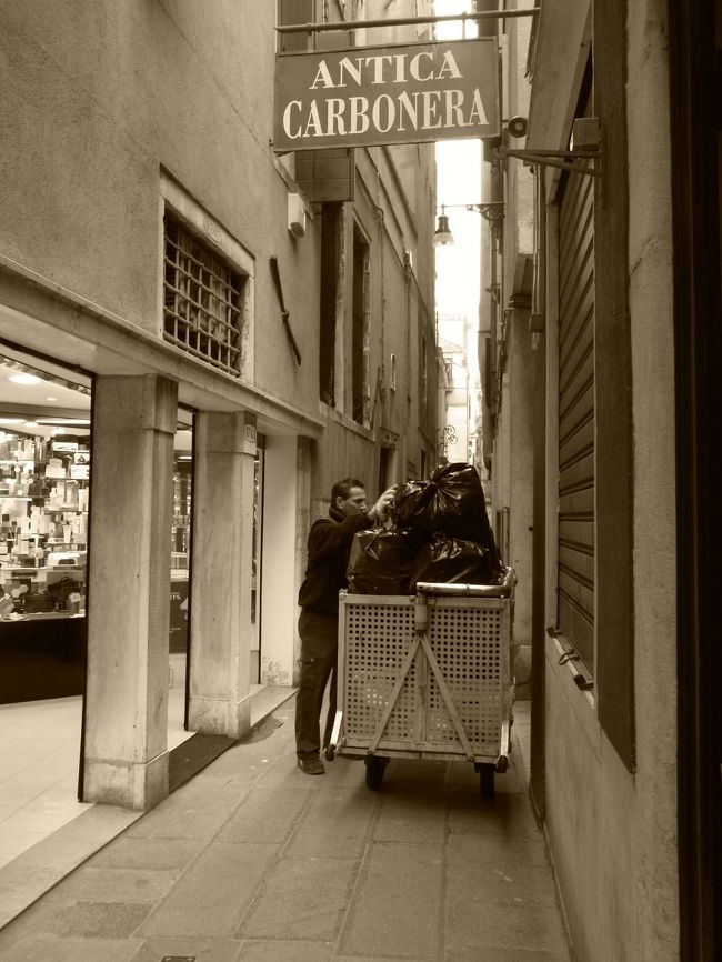 だから、ゴミの回収も大変そう。