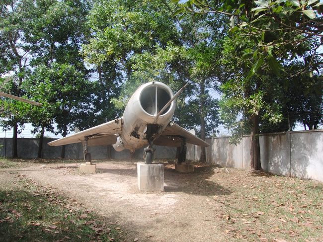 こちらも入り口付近に置かれていました。<br /><br />説明文など特になし。