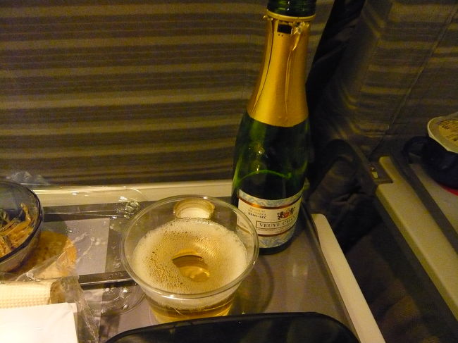 最近、恒例になっているスパークリングワイン