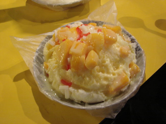 マンゴーかき氷、ゲットだぜ！（真冬なのに・・・）<br /><br />僕、これ、好き・・・。