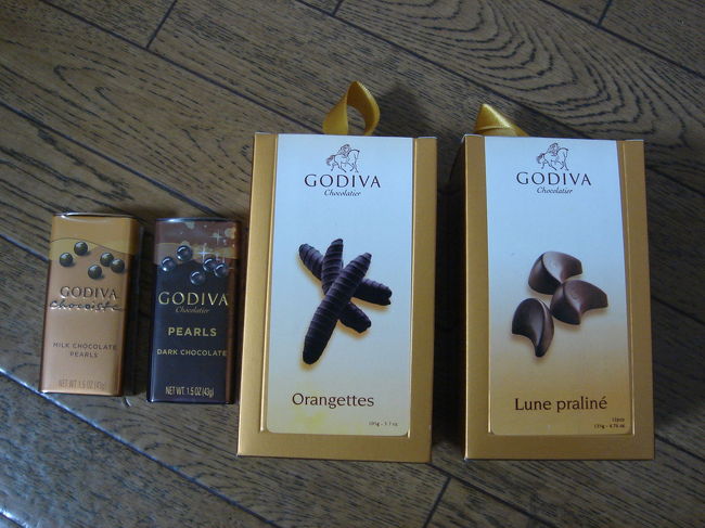 桃園国際空港の免税店で購入したゴディバのチョコレートたち。