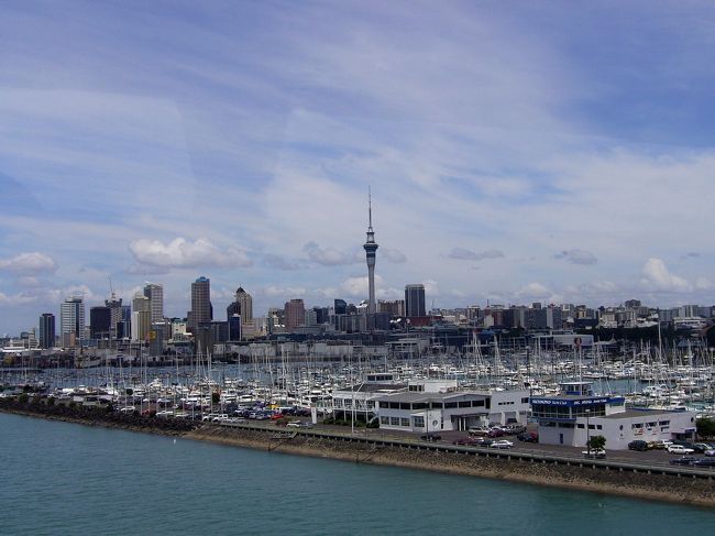 ◆“シティ・オブ・セイルズ”<br />帆の街として有名なオークランドならではの風景。