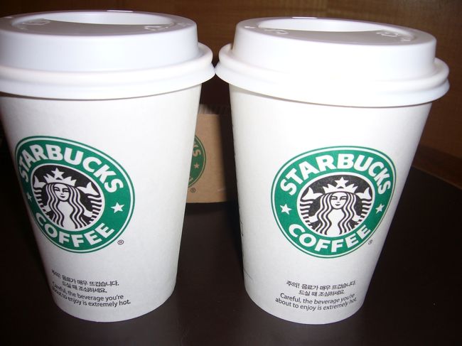 コーヒー3300ｳｫﾝ<br />ラテ　　4100ｳｫﾝ<br />トールサイズです。