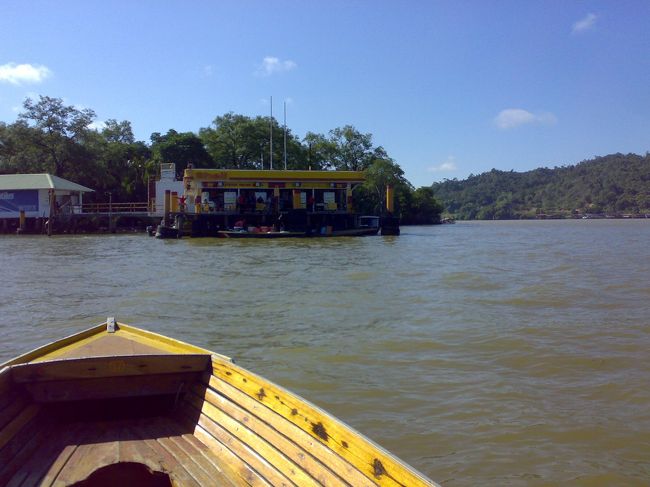 まずは給油。<br /><br />水上Shellへ。