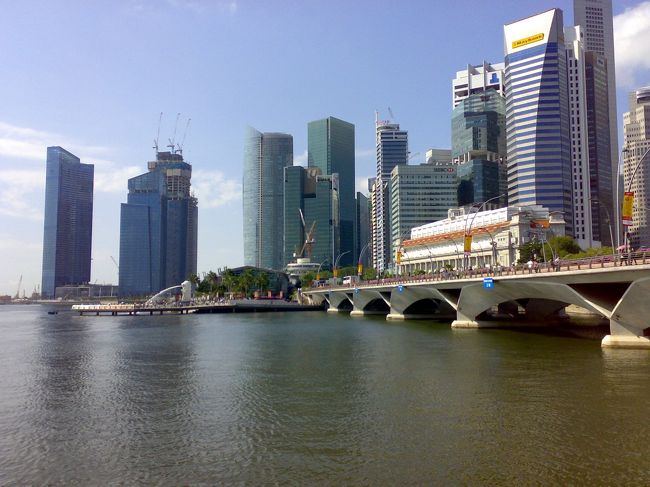 ち〜ちゃくマーライオンが見えてきたっ。