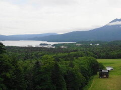 北海道旅行も最終日。まずは阿寒湖畔展望台。阿寒湖のスキー場が、夏は穴場の展望台になります。貸切状態です。
