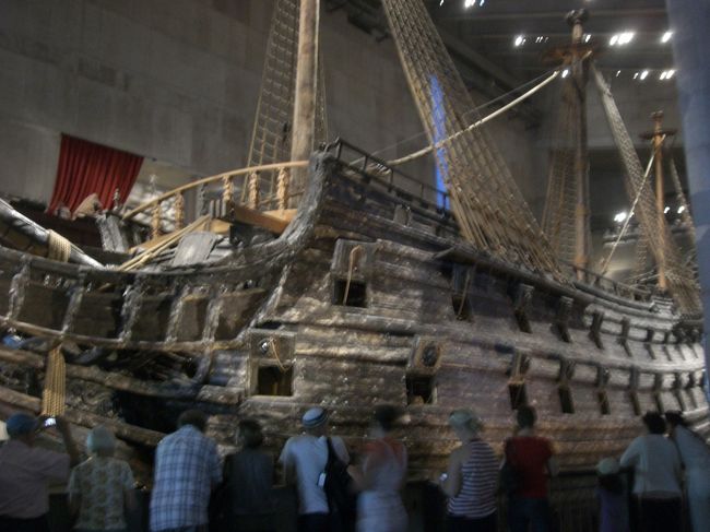 ヴァーサ号博物館にも行きました。<br />沈没した戦闘船ですがほぼ原型で引き上げられたそうです。