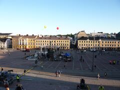 大聖堂前の元老院広場