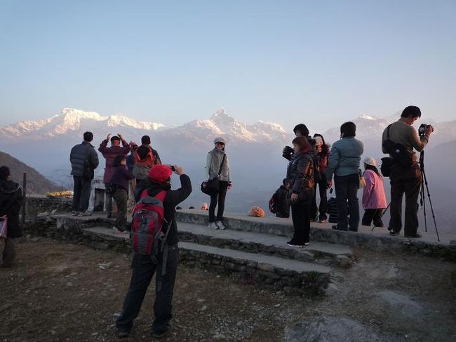 中国人観光客の撮影タイム。