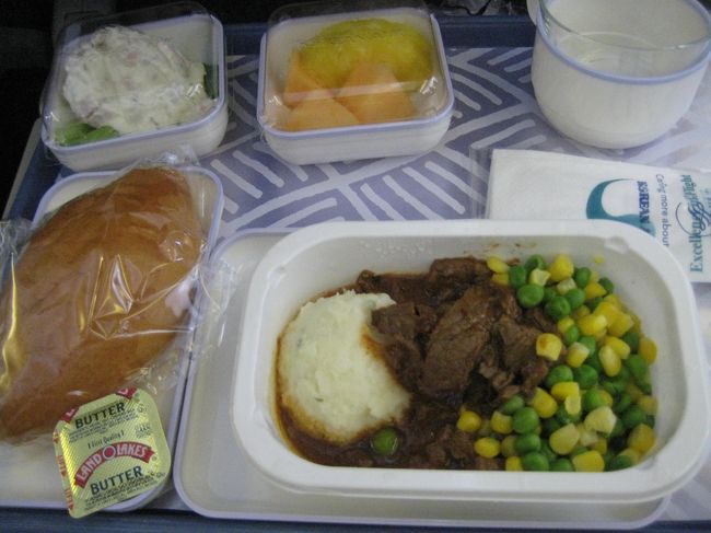 機内食4<br />牛肉です