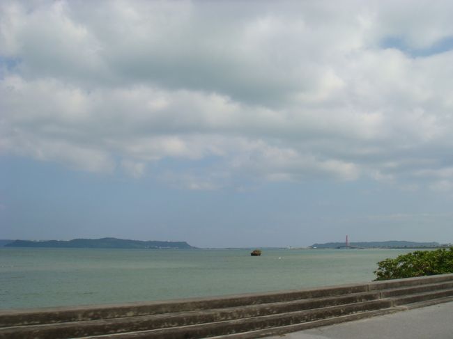 急遽、海中道路に行ってみることにしました。<br /><br />雲が出てきてしまいました。。これでは青い海が撮れないなぁ･･