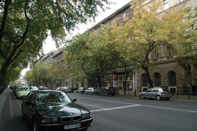 【アンドラーシ通り】