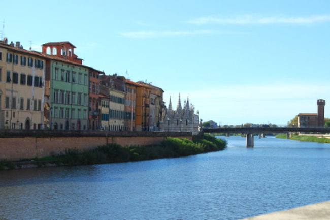 シャガール美術館を出て、ふたたびアルノ川沿いの景色。