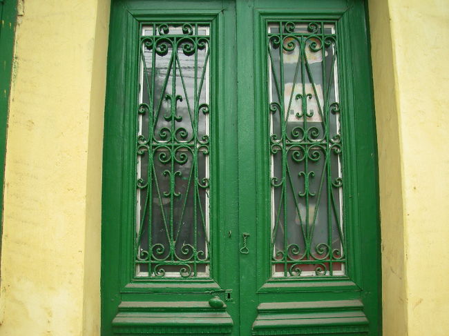 レストランへ戻る。<br /><br />お洒落な門ですね。<br /><br />ちなみに材料は何も買わなかった。なぜなら用意されているから！！<br /><br />見学だったみたい