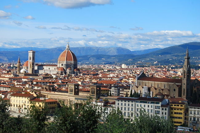 Enyaの『Wild Child』が脳内に流れてきそうな素晴らしい景色。<br />しばらくの間、感嘆のため息しか出てこなかった。<br />ここに来られてよかった。<br />ここに立ててよかった。<br />この景色を見ることができて本当によかった。