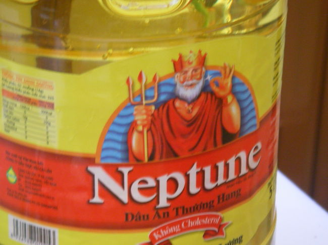 向こうのサラダ油。<br />なんかかっこいい